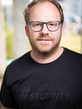 Dr. Philipp Trinius