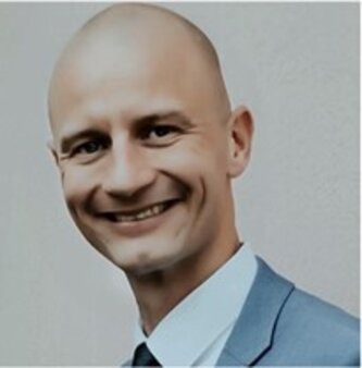 operational services GmbH & Co. KG