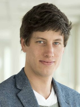 Dr. John-Robert Scholz