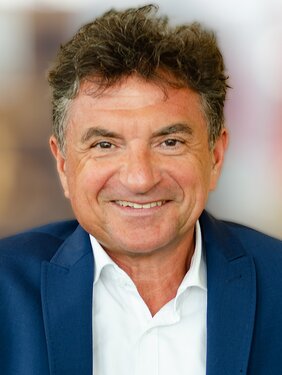 Dr. Ferri Abolhassan